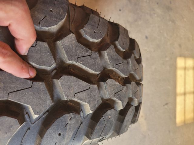 Llanta y neumatico jeep grand cherokee zj