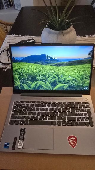 Lenovo IdeaPad Slim 3 i5 12 GEN