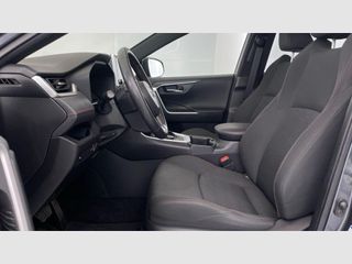 Toyota Rav4 2.5l PLUG-IN 300PH (e-CVT) Advance