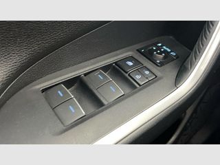 Toyota Rav4 2.5l PLUG-IN 300PH (e-CVT) Advance