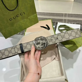 Cinturón Gucci GG Plata