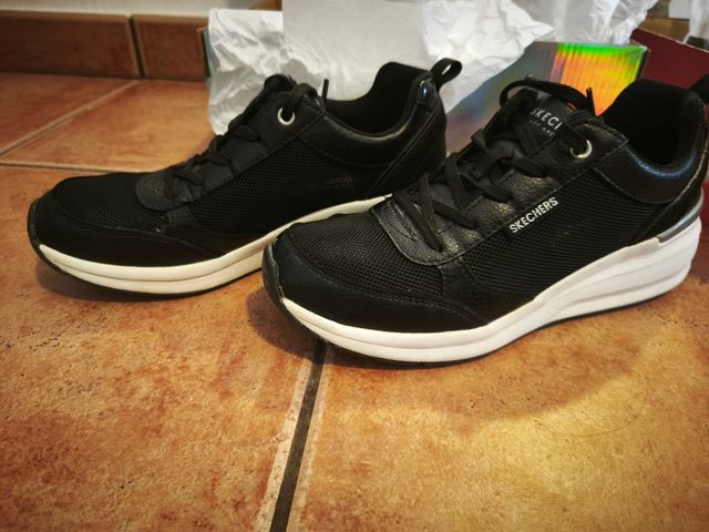 Zapatillas Skechers Negras