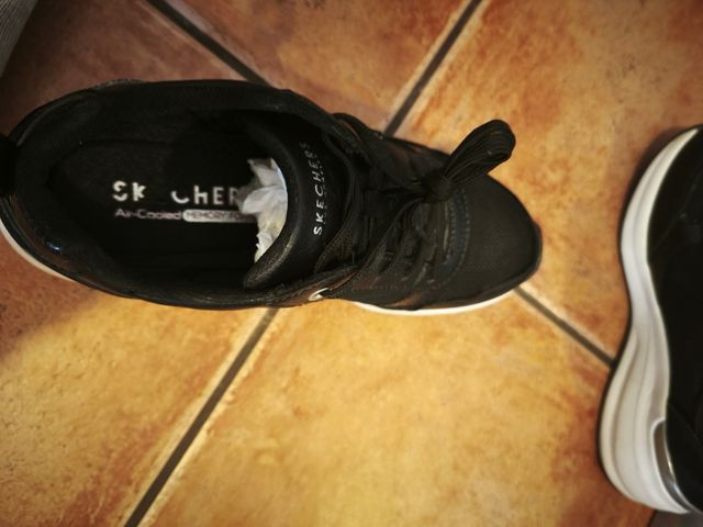 Zapatillas Skechers Negras