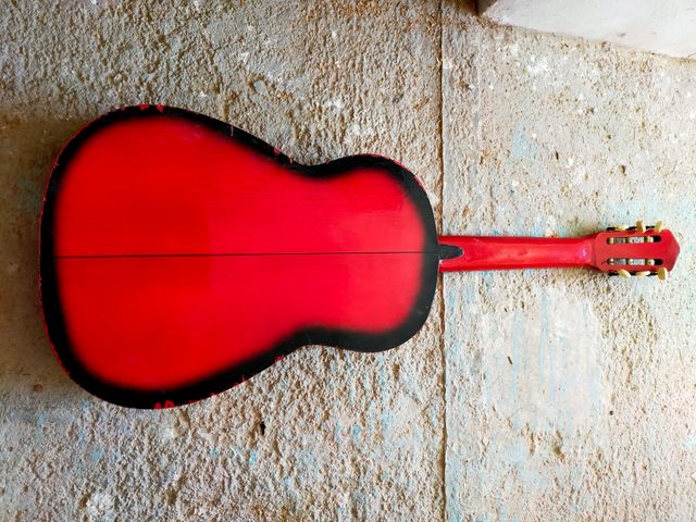 Guitarra española antigua