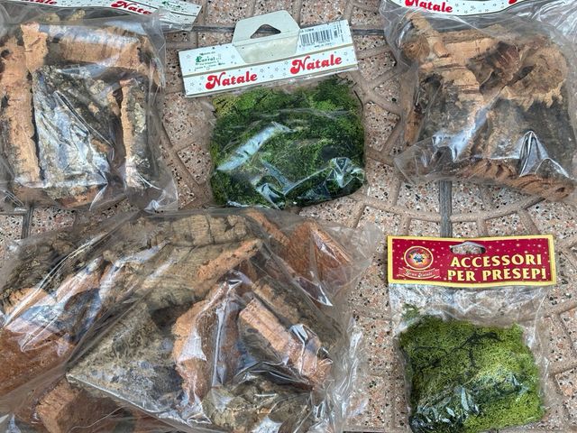 Set presepe Natale: muschio e sughero