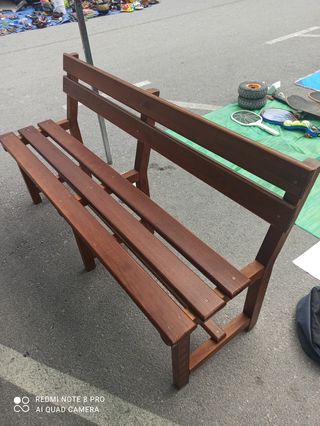 Banco de madera para jardín