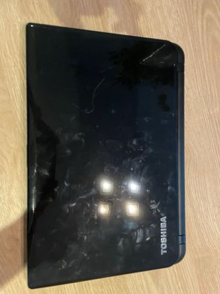 Restos de portátil Toshiba