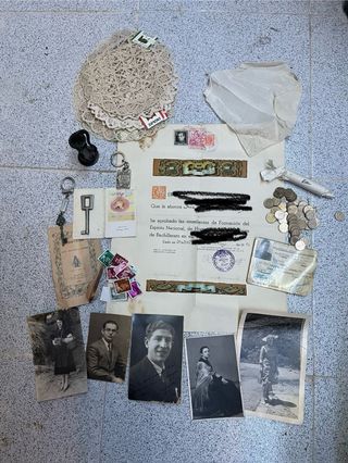 Lotto antico: foto, francobolli, chiavi