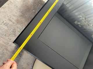 Mesa de salón cuadrada