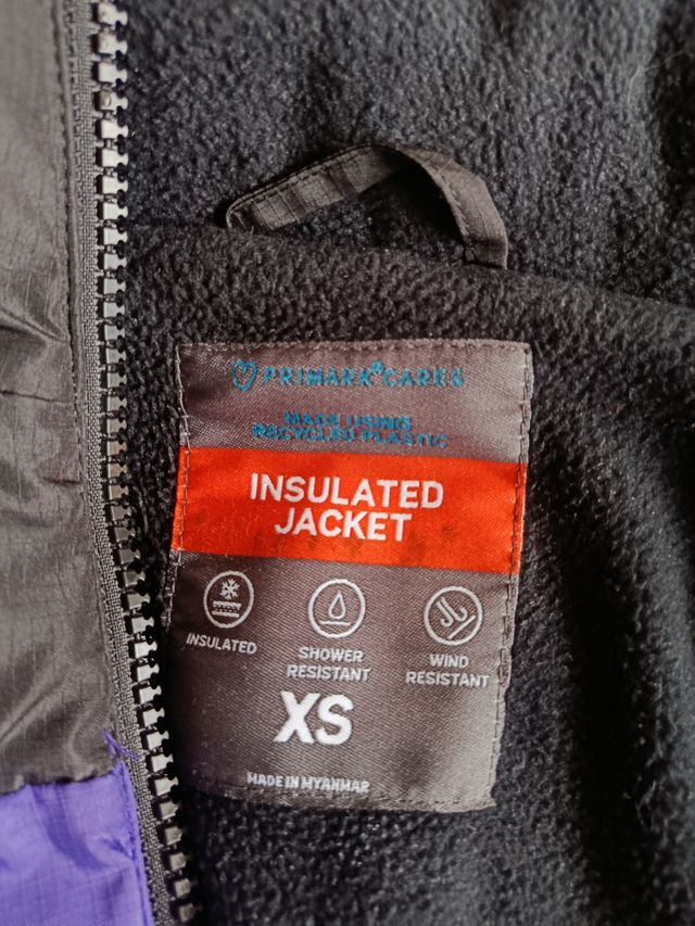 Chaqueta acolchada Primark morada Talla XS