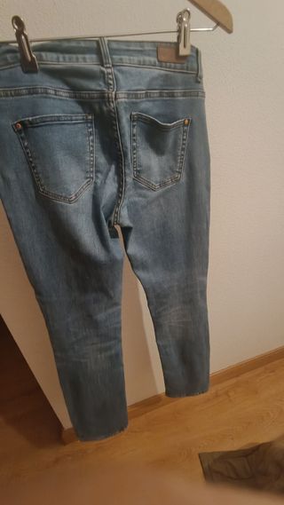 Pantalones vaqueros mujer