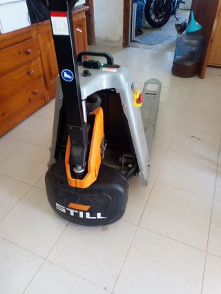 Transpaleta eléctrica  Still
