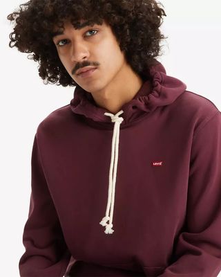 Sudadera Levi's con capucha roja