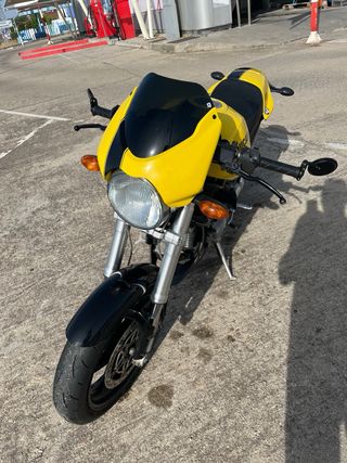 Ducati Monster S2R 800 Amarilla A2