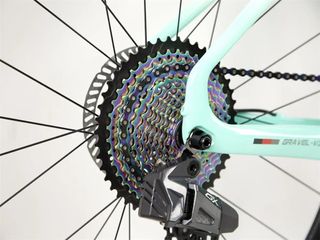 VAST STRATO G3 Gravel Carbono 1x13 electronico