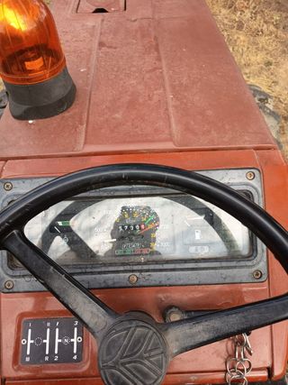 Tractor Fiat 55-66 con remolque