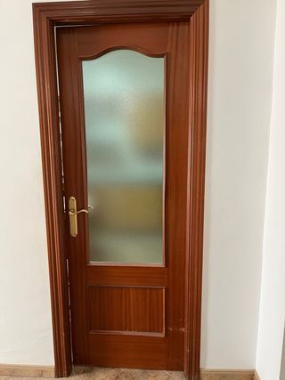 Puerta de madera