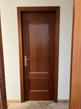 Puerta de madera