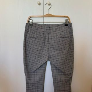 Pantaloni scozzesi Zara grigi leggeri