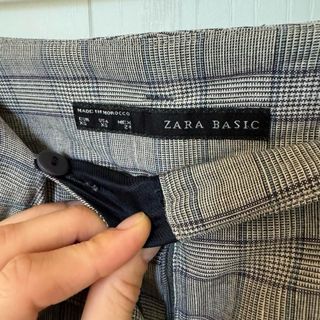 Pantaloni scozzesi Zara grigi leggeri