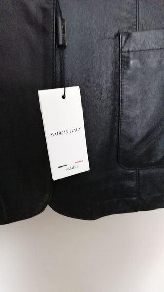 Giacca in pelle nera