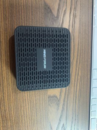 Mini PC Minisforum Negro GK41