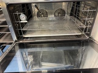 Horno de aire para pastelería + soporte.