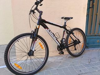 Bicicleta Trek 4 Series