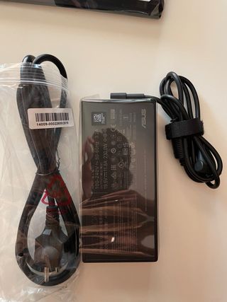 Asus ROG Strix Scar 17 i7 10th Gen 32GB