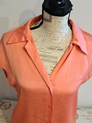 Blusa coral de manga corta