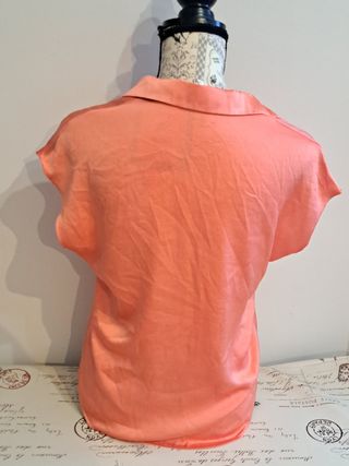 Blusa coral de manga corta