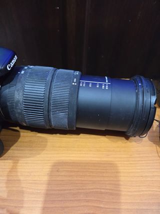 CAMARA REFLEX CANON EOS 600 D