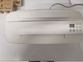 Stampante a colori HP 3750Deskjet. Piccola
