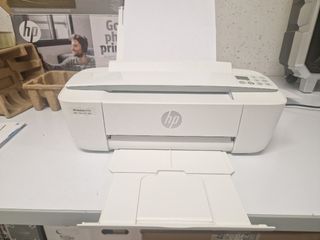 Stampante a colori HP 3750Deskjet. Piccola
