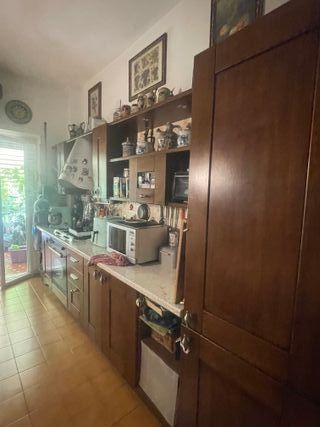 Arredo completo cucina noce massello