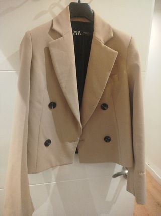 Chaqueta Zara Beige Mujer