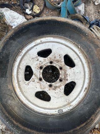 Rueda Repuesto Montero/Pajero P225/75R15 102H M+S
