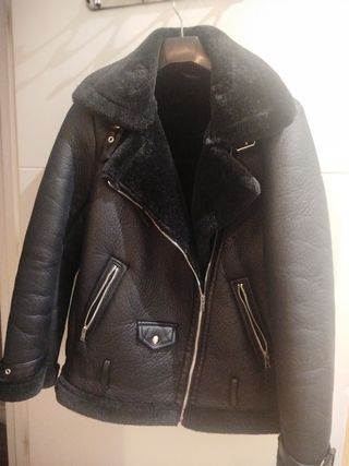 Chaqueta de mujer negra