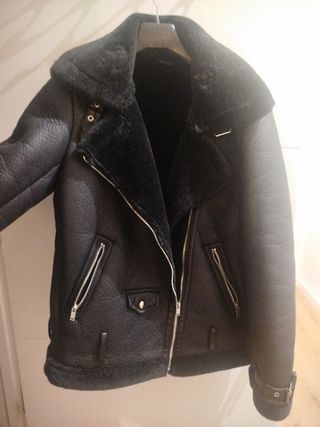 Chaqueta de mujer negra