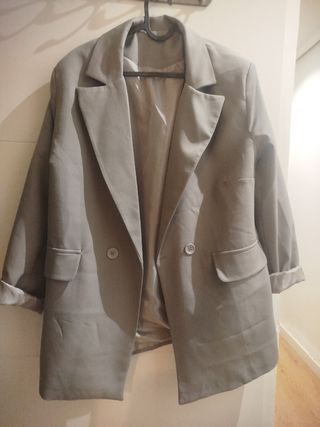 Chaqueta de mujer gris