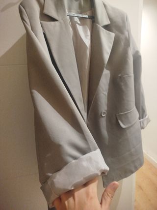 Chaqueta de mujer gris