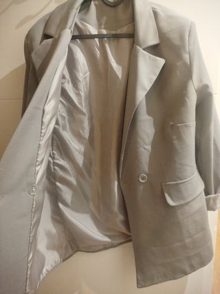 Chaqueta de mujer gris