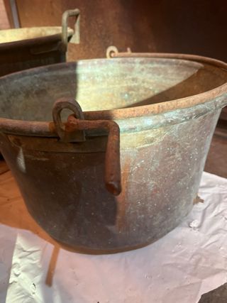 Calderos de cobre antiguos venta persona
