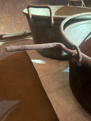 Calderos de cobre antiguos venta persona