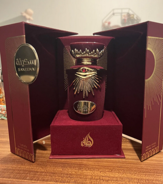 Perfume Sakeena Lattafa Rojo