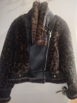 Chaqueta de mujer con estampado de leopardo