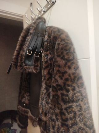 Chaqueta de mujer con estampado de leopardo