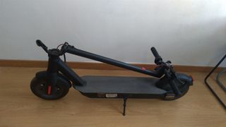 Patinete Eléctrico Negro