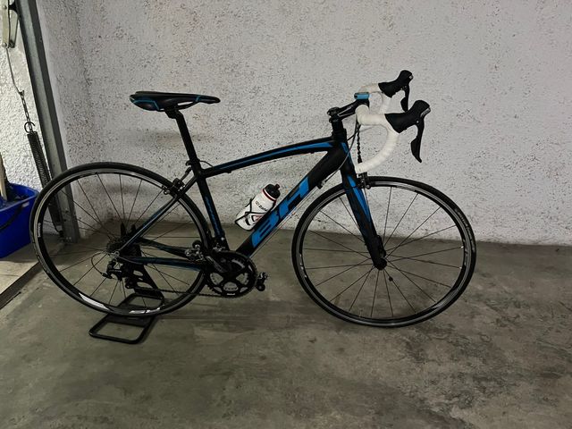 Bicicleta de carretera BH