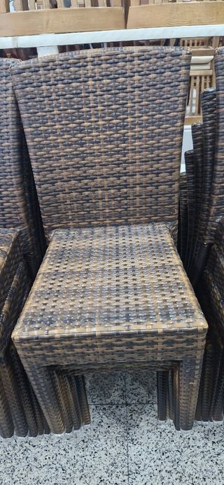 27 Sillas Ratan Sintetico Interior/Exterior